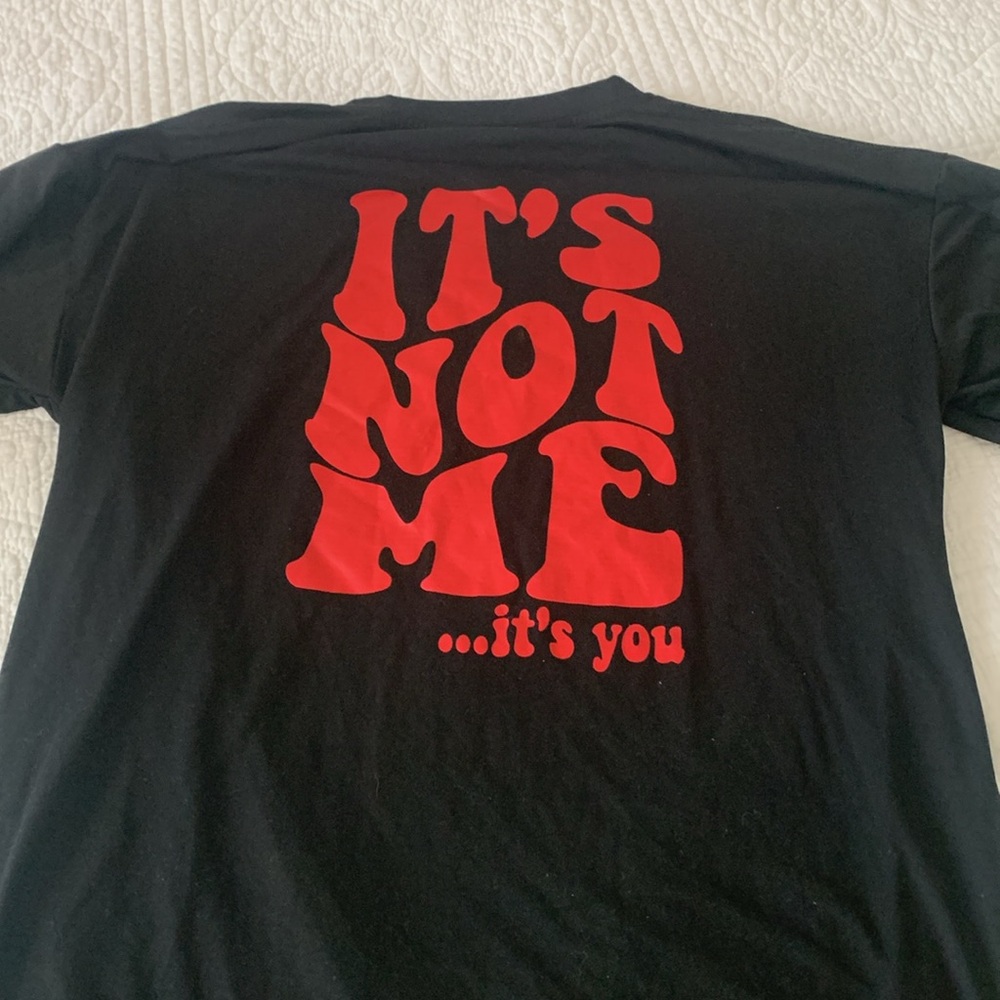 Tee 🖤 - Picture 3 of 5